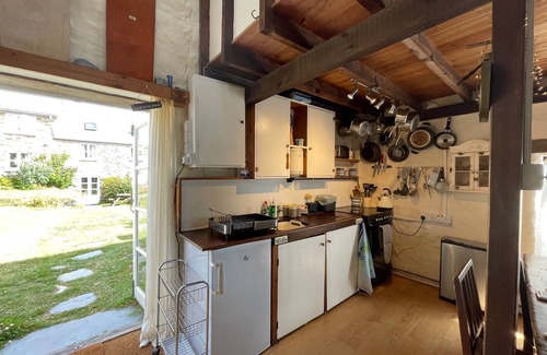 Mawgan Porth Cottage | no3 Porth Farm Cottages