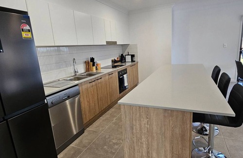 Burpengary East Apartment | `Noble Casa` - Sleeps 8 - Brand New Estate