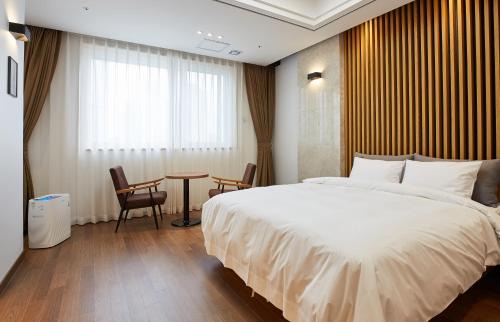 Gwangsan-gu Hotel | Noble Stay Hotel