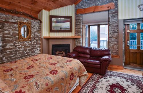 Brockville Hotel | Noble Waterfront Suites
