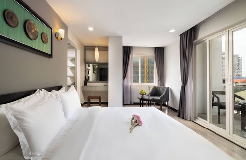 Chamkar Mon Hotel | Noblesea Art Hotel, A charming 4 Star Khmer style boutique hotel and Restaurant