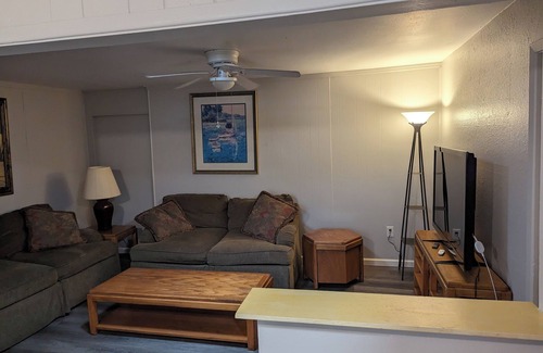 Nokomis Villa | Nokomis Fl. Walk to Tiki Bars &nVenice &Nokomis Beach &Legacy Trail.