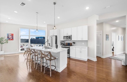 Northern Liberties Apartment | NoLibs GEM - 3 BDRM w Roof Deck