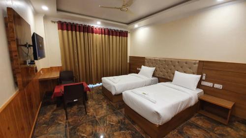 Bhagsu Nag Hotel | Nomadic Inn