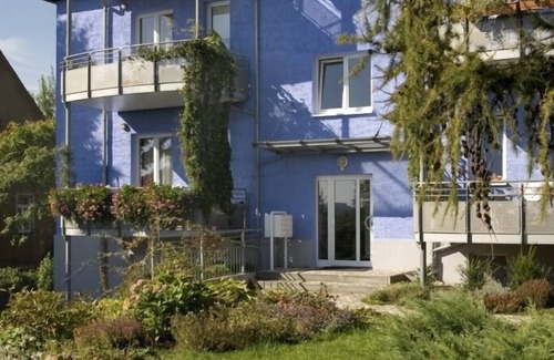Kleinpestitz/Mockritz Apartment | Non-smoking vacation apartment with covered balcony