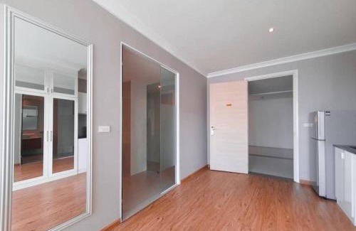Khao Takiab Apartment | None
