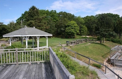 Nonquitt Cottage | Nonquitt Cottage: Beaches, Golf, Tennis, 5 BR