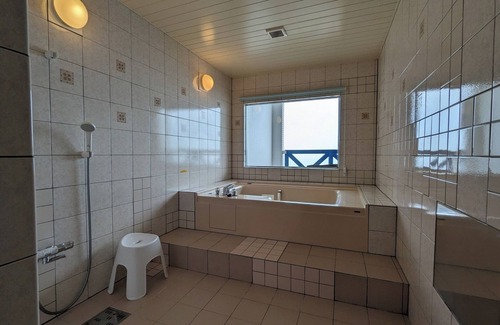 Matsuyama Hotel | Nonsmoking 3rd floor Standard Twin 3 persons /Matsuyama Ehime