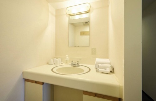 Shijo Hotel | Nonsmoking Deluxe Room corner room Room only/Kyoto Kyōto