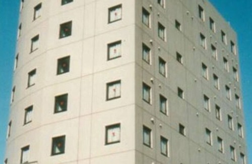 Kuwana Hotel | Nonsmoking semidouble roomGreat value for coup/Kuwana Mie