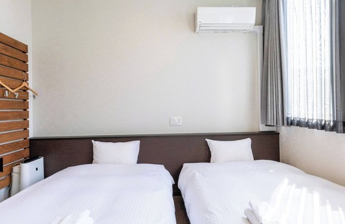 Minato Hotel | Nonsmoking Twin room Room only Within walking distance of Kaiyukan Easy access to Expo Univer/Osaka Ōsaka