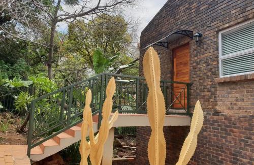 Waterkloof Glen Apartment | NOOii - Flatlet