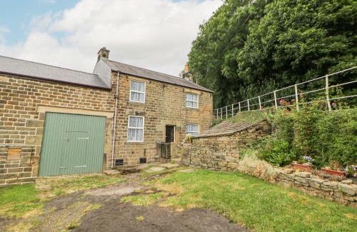 Hoylandswaine House | Nook Farm Holiday Cottage