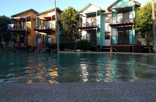 Tewantin House | Noosa Holiday Accommodation.