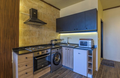 Kfardebian Apartment | Nordic Retreat