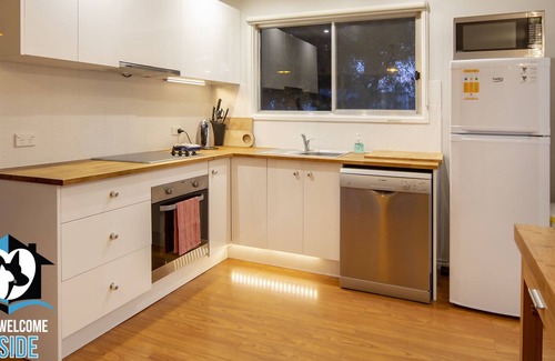 Port Elliot House | Nordic Retro Beachouse at Port Elliot