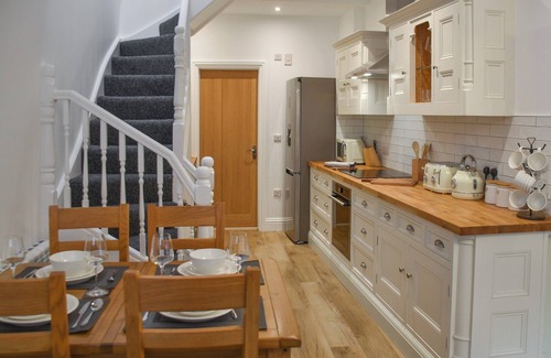 Fakenham Cottage | Norfolk Headquarters