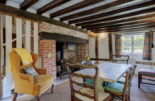 Banham House | Norfolk's oldest house? Heritage property with free parking for 3+ cars
