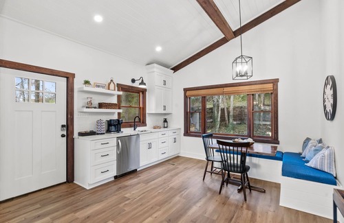 Harrodsburg House | Norman's Camp - Herrington Lake Retreat - 3 Beds, 3 Baths - Private Dock