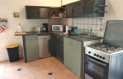 Ver Cottage | NORMANDIE: Bright, quiet vacation home with large garden and animals
