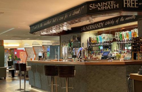 Renfrew Hotel | Normandy Hotel (Near Glasgow Airport)