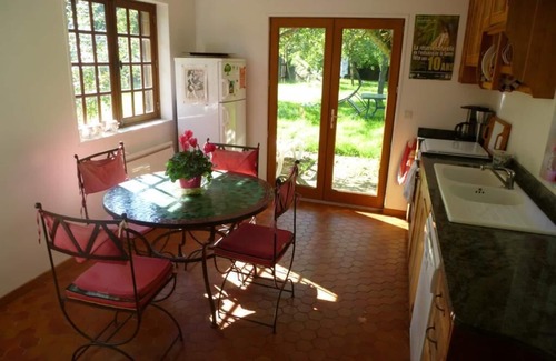 Ablon Cottage | Normandy house - In the middle of a 3000 m2 apple orchard - 2-4 people -