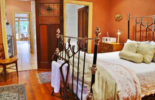 North Adelaide Apartment | North Adelaide Heritage Cottages & Apartments