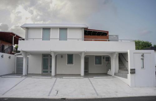 Levittown Apartment | North Breeze Guest House 1