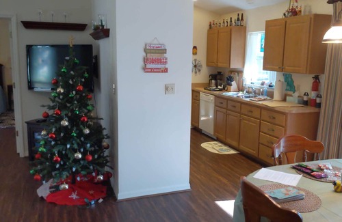 Old Town House | North Central FL Oasis - Unplug, Recharge, Reconnect