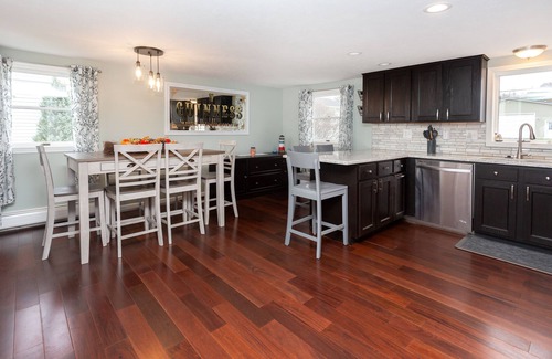 South Lima House | North end lake house walking distance to town amenities!
