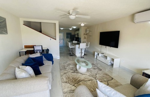 Jolly Harbour House | North Finger Harbor Island 411B