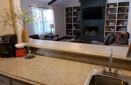 Midland House | North Midland: 3/2/2 w office, kitchen, 2 dining, POOL, patio, RO system