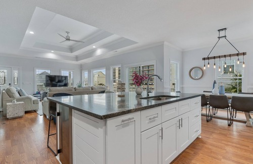 Cherry Grove Beach House | North Myrtle Beach 5BR | Ocean Views | Walk to Sand & Shops