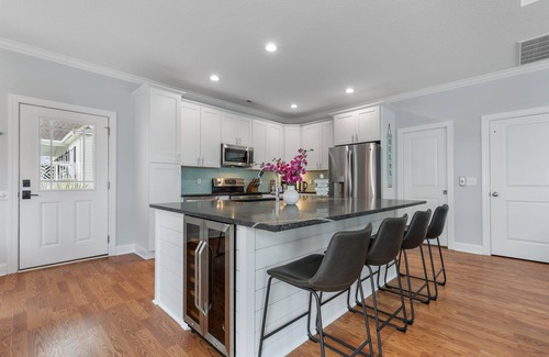 Cherry Grove Beach House | North Myrtle Beach 5BR | Ocean Views | Walk to Sand & Shops