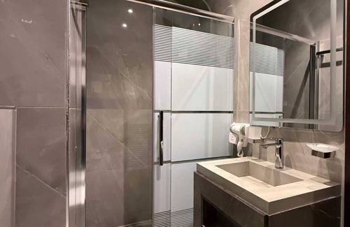 Jordan Hotel | north paradise hotel