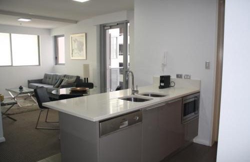 North Sydney Apartment | North Sydney Wyndel Apartments-MIL1005