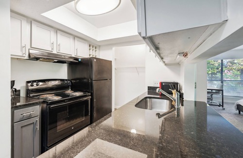 Winston - Salem Apartment | Northcliffe 405 I Fully Furnished 2 Bedroom 2 Ba