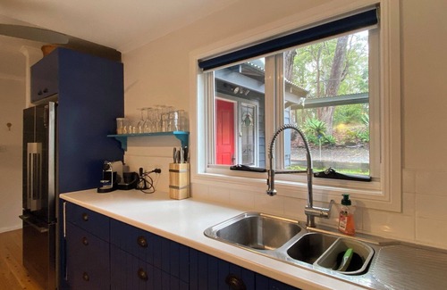 Long Beach Cottage | Northcove Cottage, a relaxing bush retreat nestled between Maloneys & Long Beach