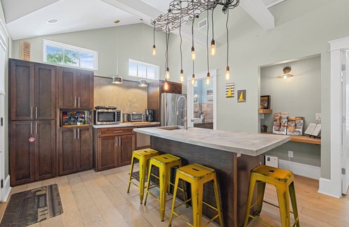 Downtown Historic District Apartment | Northeast Florida Retreat