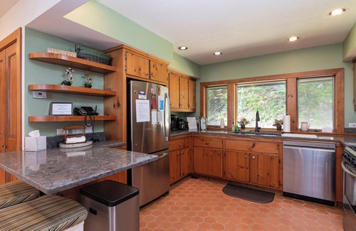 Plymouth House | Northern Comfort @ Osprey Place - Plymouth, VT