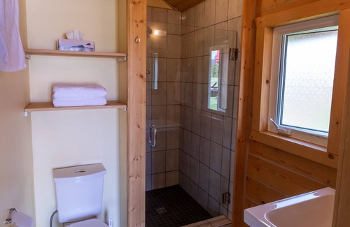 Whitehorse Hotel | Northern Lights Resort & SPA