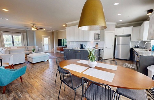College Station House | Northgate Landing ~ Aggieland Vacation Rentals