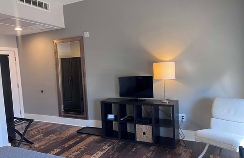 Northport Hotel | Northport Inn Boutique Hotel Room 6