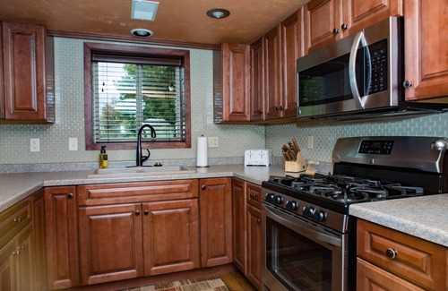 Atlantic Mine House | Northwinds Adventures Da Barn in Heart of the Keweenaw