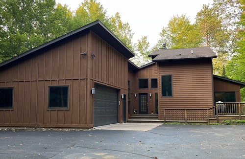Tomahawk House | Northwoods Lake Home - Schaefer’s Pad