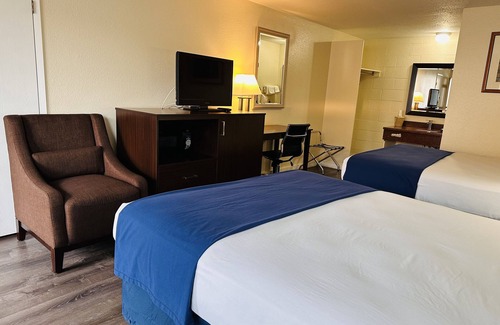 Blaine Hotel | Northwoods Motel