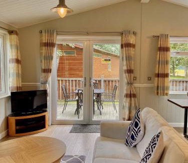 Churchill House | Norton Plus Lodge 29
