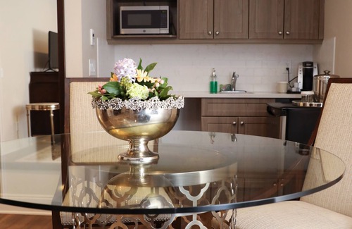 Norwalk Hotel | Norwalk Inn & Conference Center