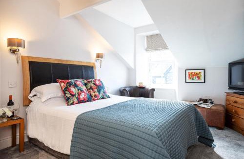 Ambleside House | Norwood House