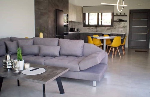 Gefira Mpania Villa | Nostos Luxury Villas in Nafpaktos with private pool - Villa Vasiliki
